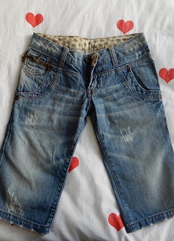 34 Beden mavi Renk Bershka vintage şortolon/kapri/bermuda