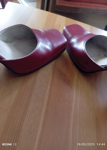 38 Beden bordo Renk Bordo Deri Tokalı Kadın Topuklu Ayakkabı