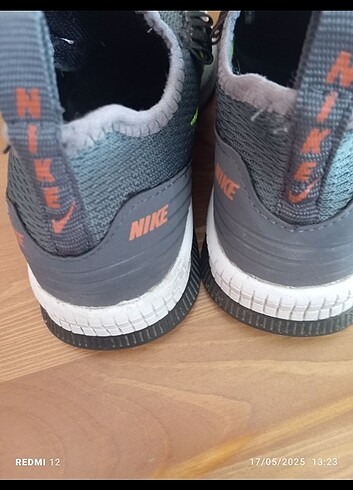 37 Beden gri Renk Nike Spor Ayakkabı