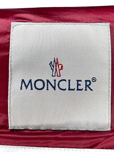 universal Beden kırmızı Renk Moncler Mont %70 İndirimli.