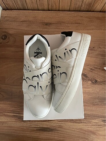 39 Beden Calvin klein sneakrs