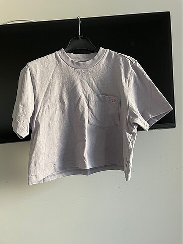 Dickies crop tshirt