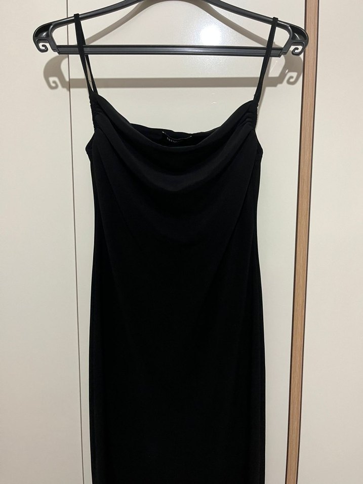 Trendyol & Milla Siyah Uzun İnce Askılı Elbise - Görsel 2