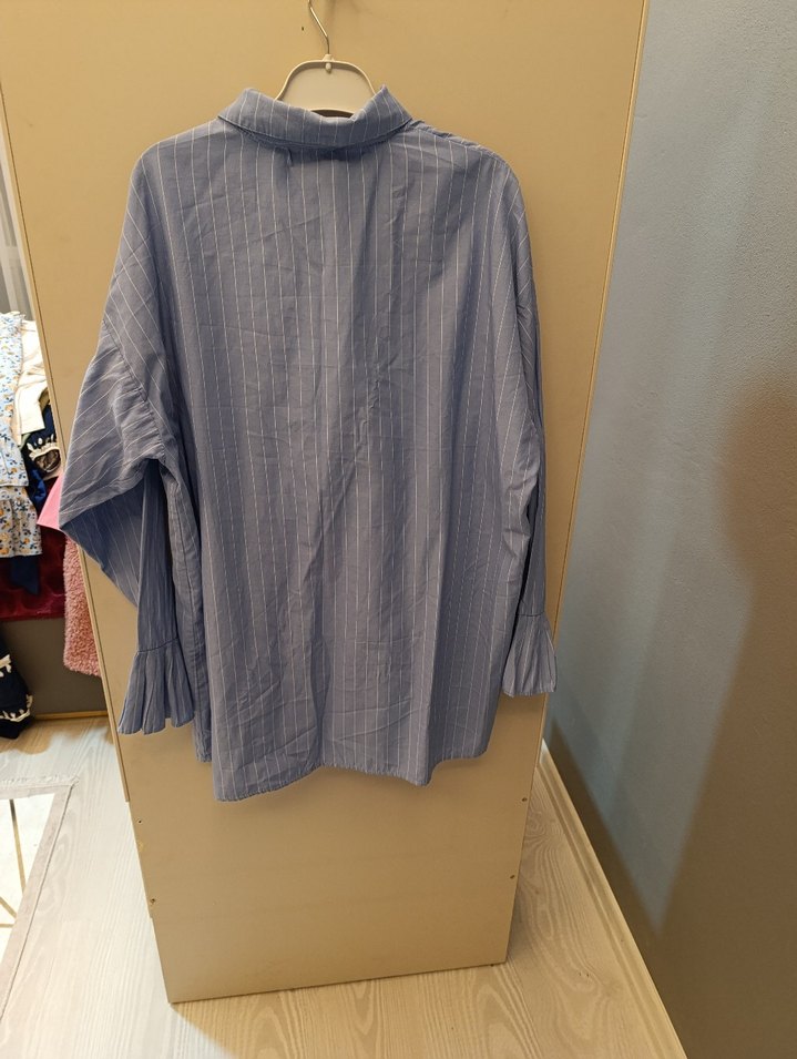 Gri Düğmeli Keten Kadın Gömlek - Görsel 3