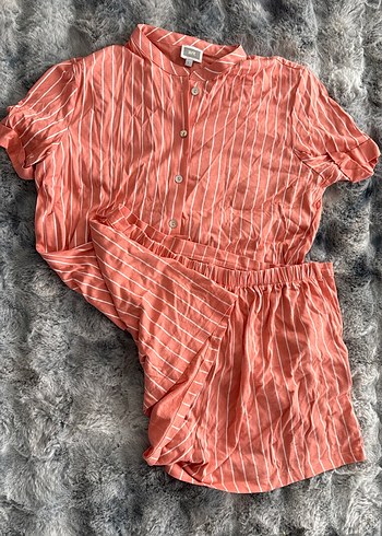 Pembe Çizgili Kısa Kollu Kadın Pijama Takımı yeni ürün - Görsel 3