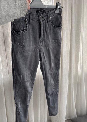 Siyah Kemerli Dar Kesim Kadın Kot Pantolon - Görsel 5