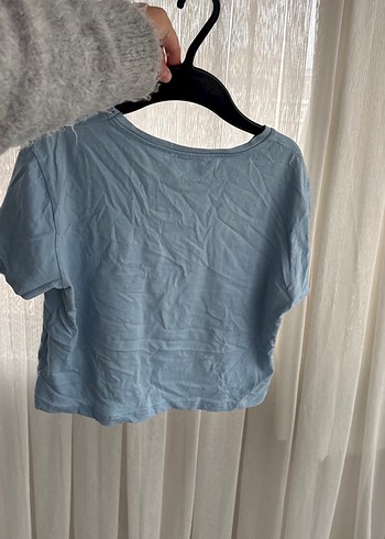 Düğmeli Baskılı Mavi Kadın Tişört - Görsel 3