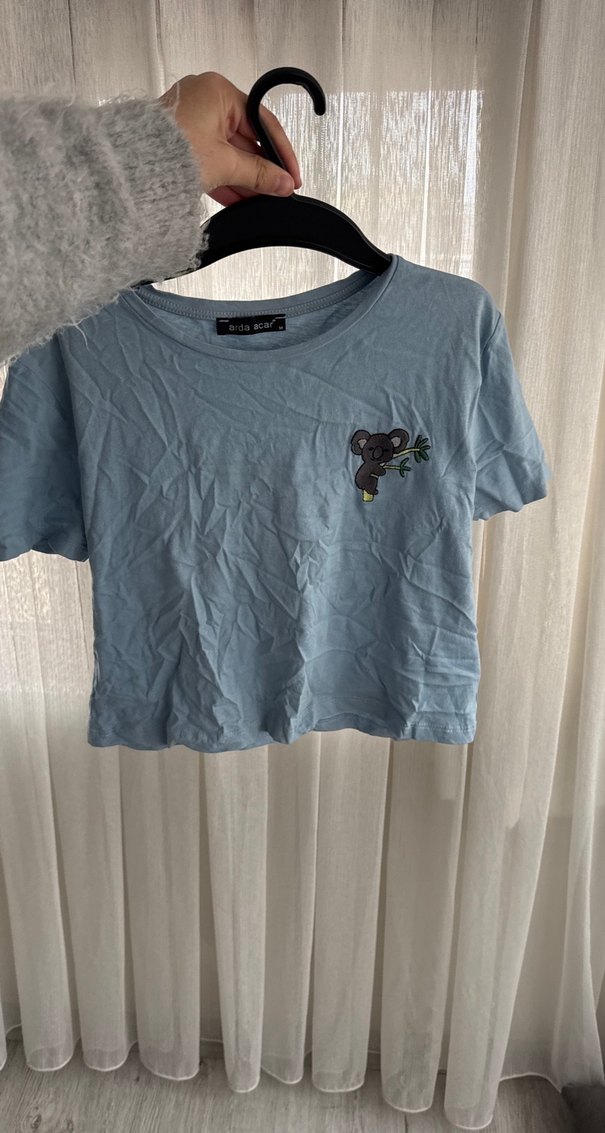 Düğmeli Baskılı Mavi Kadın Tişört - Görsel 4