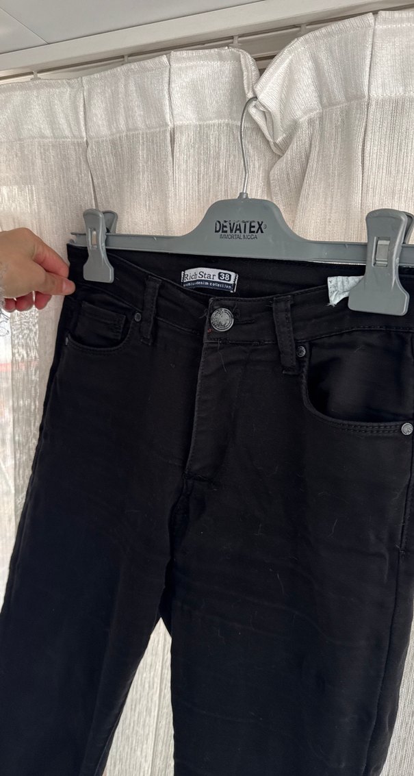 Siyah Kadın Dar Kesim Midi Kot Pantolon - Görsel 3