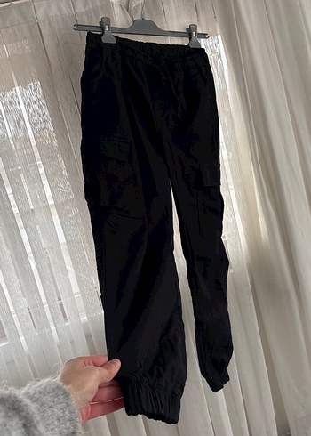 Siyah Kemerli Kadın Rahat Kumaş Pantolon - Görsel 2