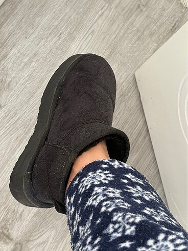 38 Beden İçi pamuklu Ugg