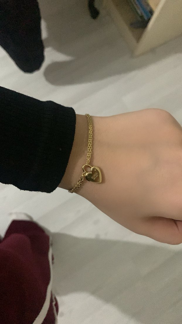 GUESS Altın Zincirli Yılan Desenli Bileklik - Görsel 2