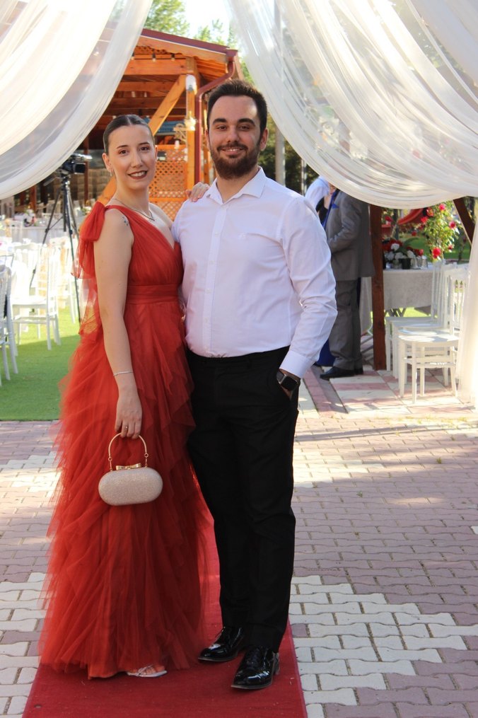 Turuncu renk tek omuz abiye - Görsel 2