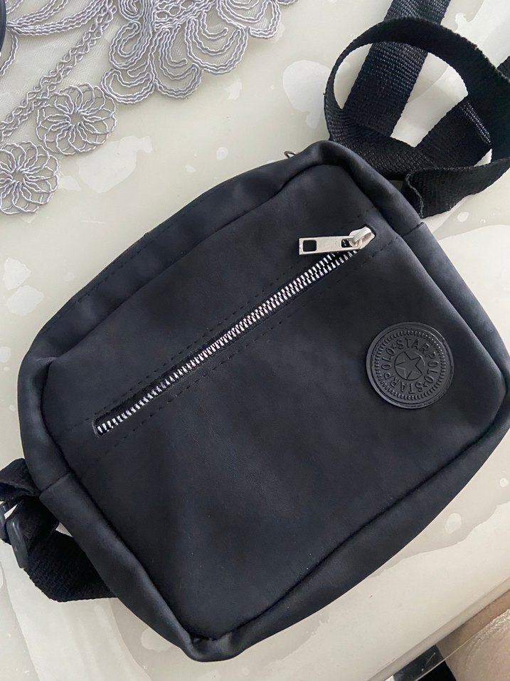 Siyah Kadın Fermuarlı Crossbody Çanta - Görsel 3