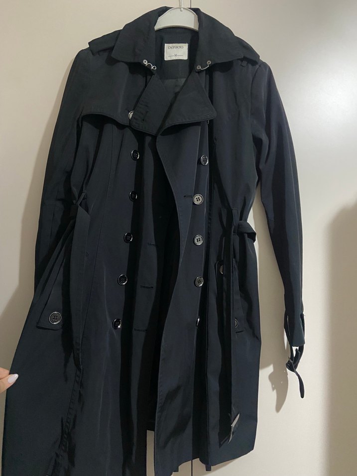 Kemerli Siyah Kadın Trençkot - Görsel 4