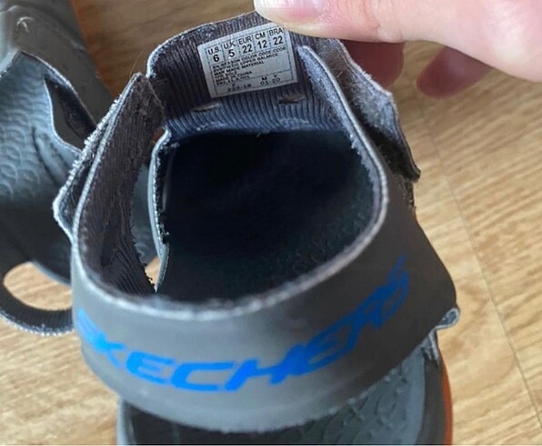 22 Beden kırmızı Renk Skechers 22 numara bebek ayakkabısı