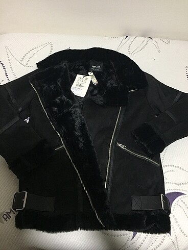 Pull and bear kadın mont
