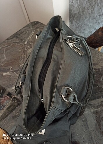 Gri renk, yayvan, yanlarda, arkada ve içinde gözleri var, yumuşa - Görsel 7