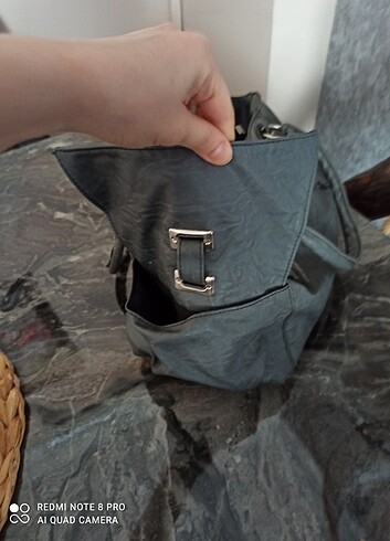 Gri renk, yayvan, yanlarda, arkada ve içinde gözleri var, yumuşa - Görsel 8