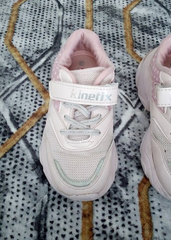 28 Beden Kinetix Pembe Kız Çocuk Sneakers