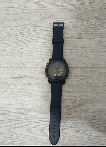 SKMEİ MARKA DİJİTAL SAAT 