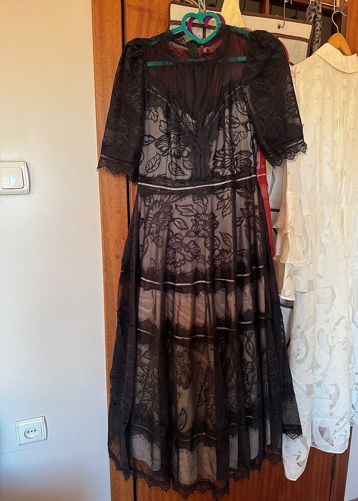 Siyah söz elbisesi - Görsel 2