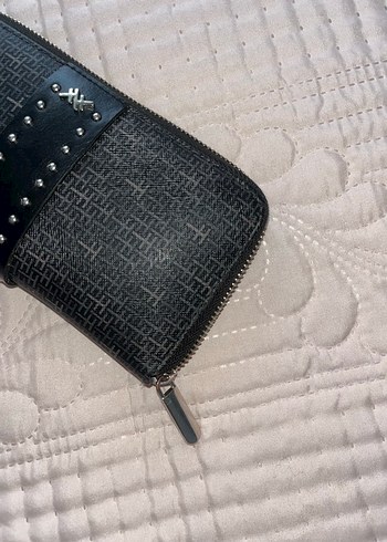 Hotiç Tokalı Siyah Deri Gotik Kadın Cüzdanı - Görsel 3