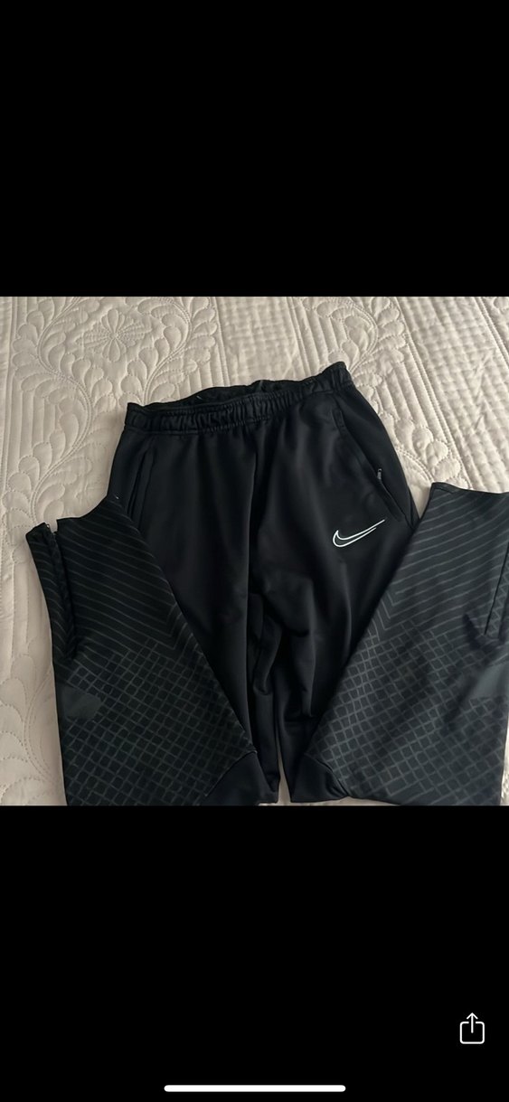 Erkek Siyah Fermuarlı Spor Eşofman Altı - Görsel 3