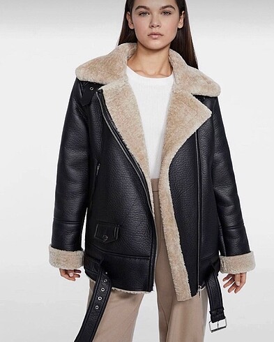 38 Beden siyah Renk Stradivarius Ceket