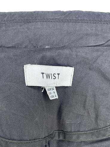 34 Beden siyah Renk Twist Ceket %70 İndirimli.