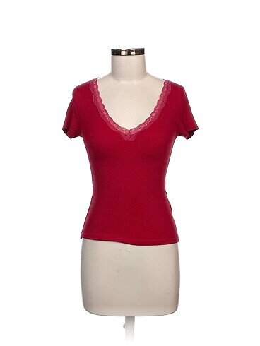 Stradivarius Bluz %70 İndirimli.