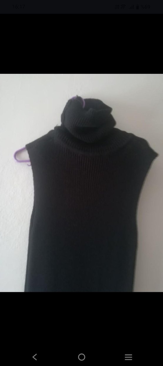 Siyah Boğazlı Kolsuz Uzun Triko Elbise - Görsel 2