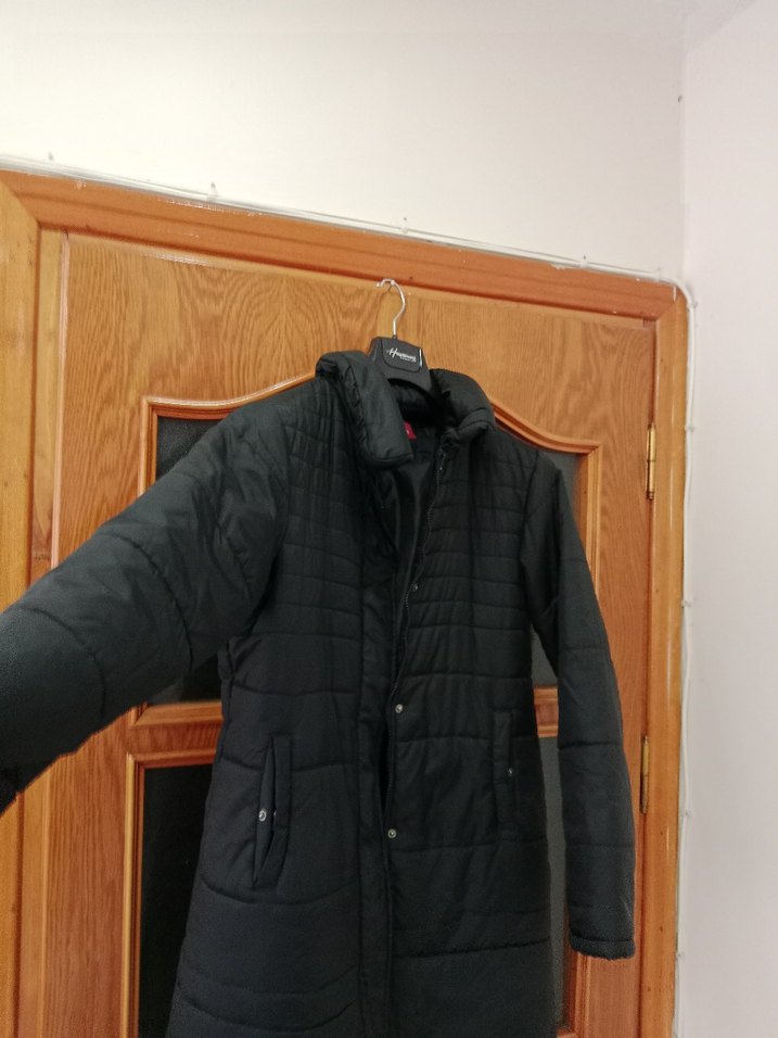 Siyah Kadın Kışlık Mont - Görsel 2