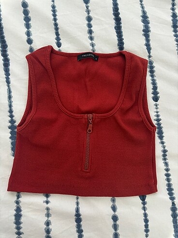 Trendyolmilla crop