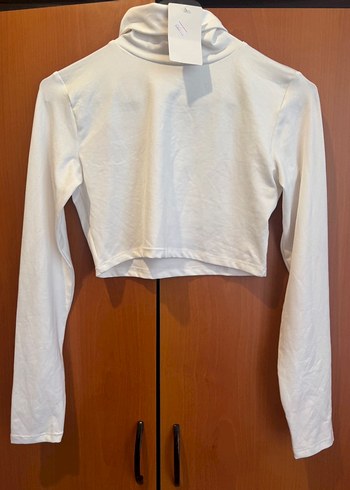 m Beden beyaz Renk Beyaz Yüksek Yaka Uzun Kollu Crop Top