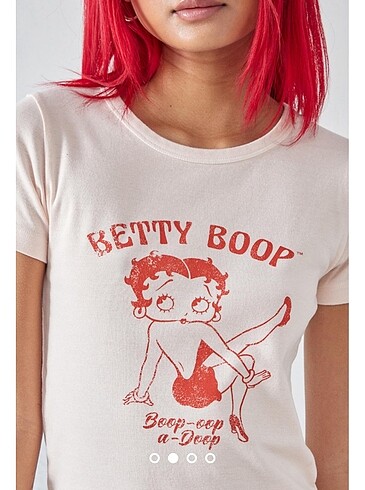 m Beden Urban outfitters betty boop tshirt