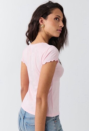 m Beden Ginatricot dantel detaylı soft pembe bluz