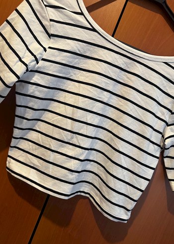 m Beden Beyaz Gri Çizgili Kısa Crop Top
