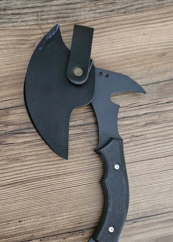 Siyah Saplı Kamp Baltası