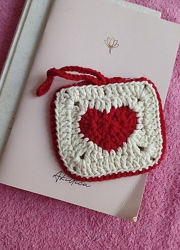 Pinterest Kalp Motif Kulaklık Kılıfı