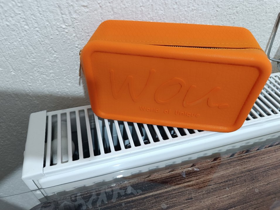 Silikonlu ve kokulu Makyaj Çantası - Görsel 2