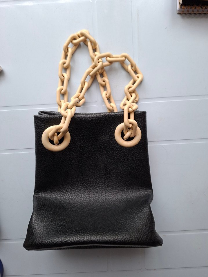 Zincir Detaylı Siyah Deri Kadın Çanta - Görsel 2