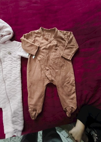 Kız Bebek Kapüşonlu  Tulum - Görsel 2