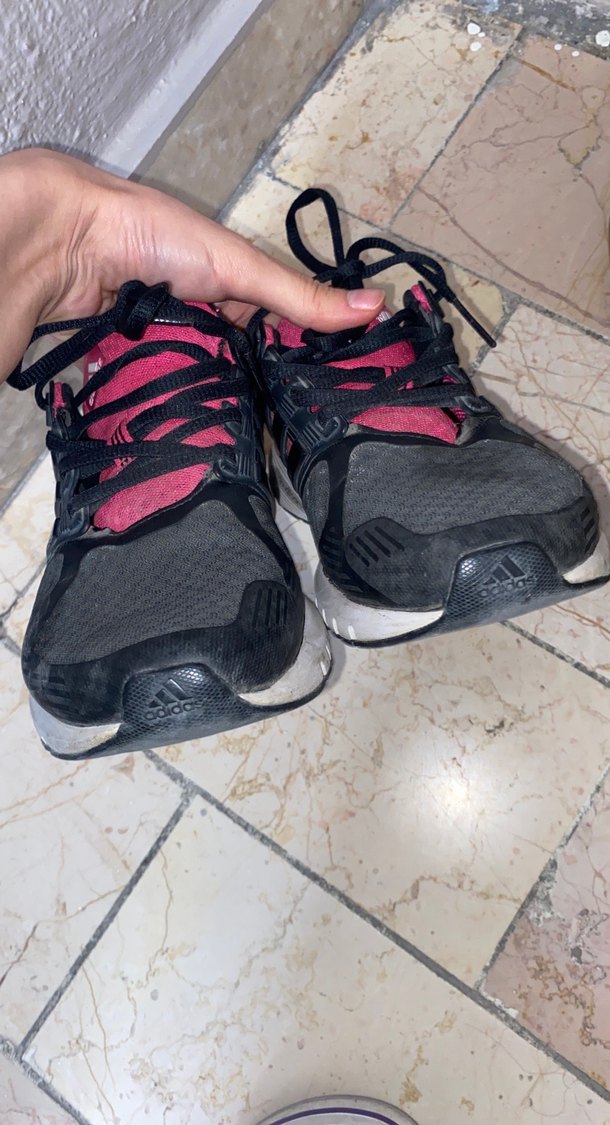 Adidas Pembe Siyah Bağcıklı Kadın Spor Ayakkabı - Görsel 3