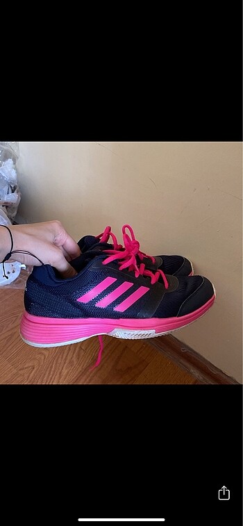 Adidas ayakkabı barricade