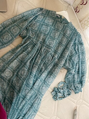 Şifon tesettür elbise - Görsel 4