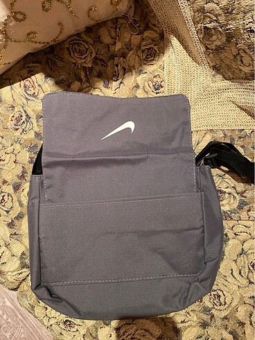  Beden gri Renk nike çanta