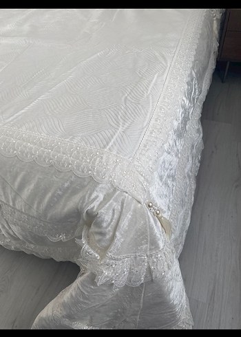 Çift kişilik Parlak Beyaz Düz Yatak Örtüsü - Görsel 2