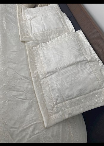 Çift kişilik Parlak Beyaz Düz Yatak Örtüsü - Görsel 5