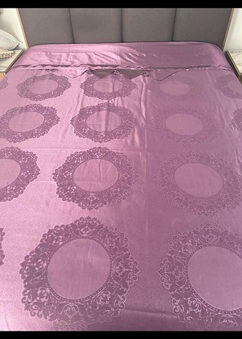 Parlak Mor Baskılı Pike Takımı - Görsel 3